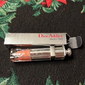 🛍Dior Addict Lipgloss.  Color us Milky Pastel.